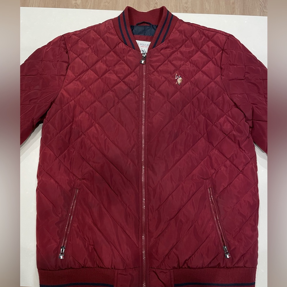(Dark Red) Maroon US Polo diamond stitch Jacket. SIZE 52 (L)